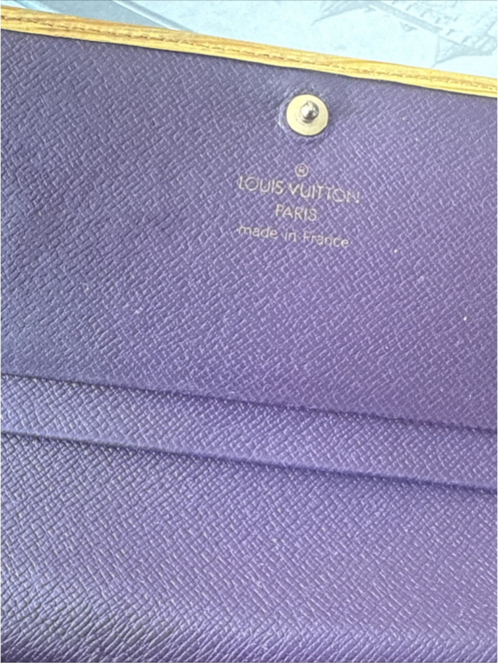 LOUIS VUITTON Epi Leather Bi-Fold Wallet Portefeuille Trésor Folding Wallet - Picture 7 of 10